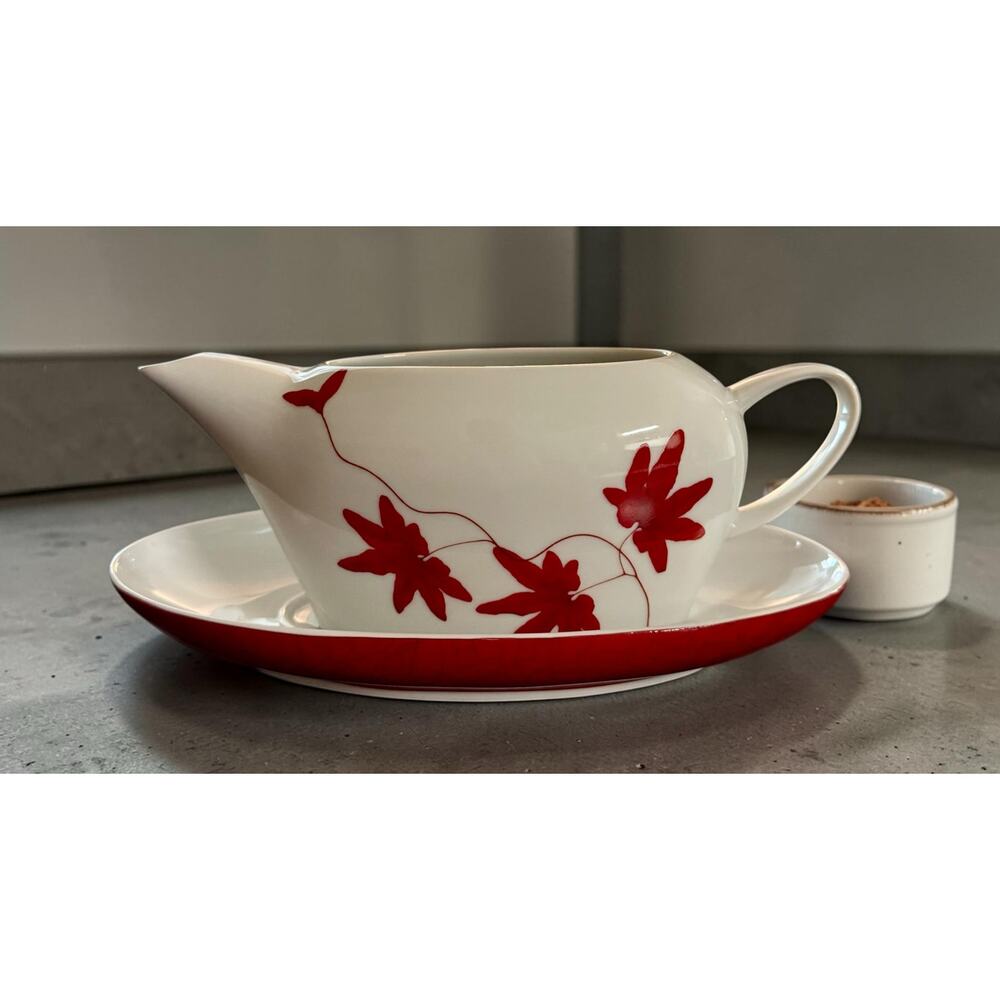 Mikasa Pure Red Floral Porcelain Gravy Boat & Underplate SL134 Portugal